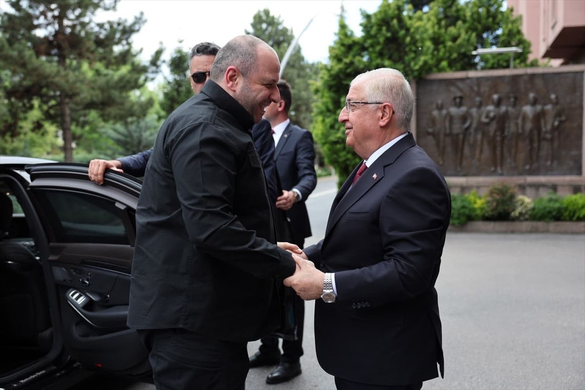 Güler ve Umerov’dan Savunma Görüşmesi