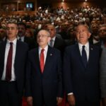 Kilicdaroglunun rozet toreninde skandal 950 liraya figuran tutmuslar tNhjzsaQ